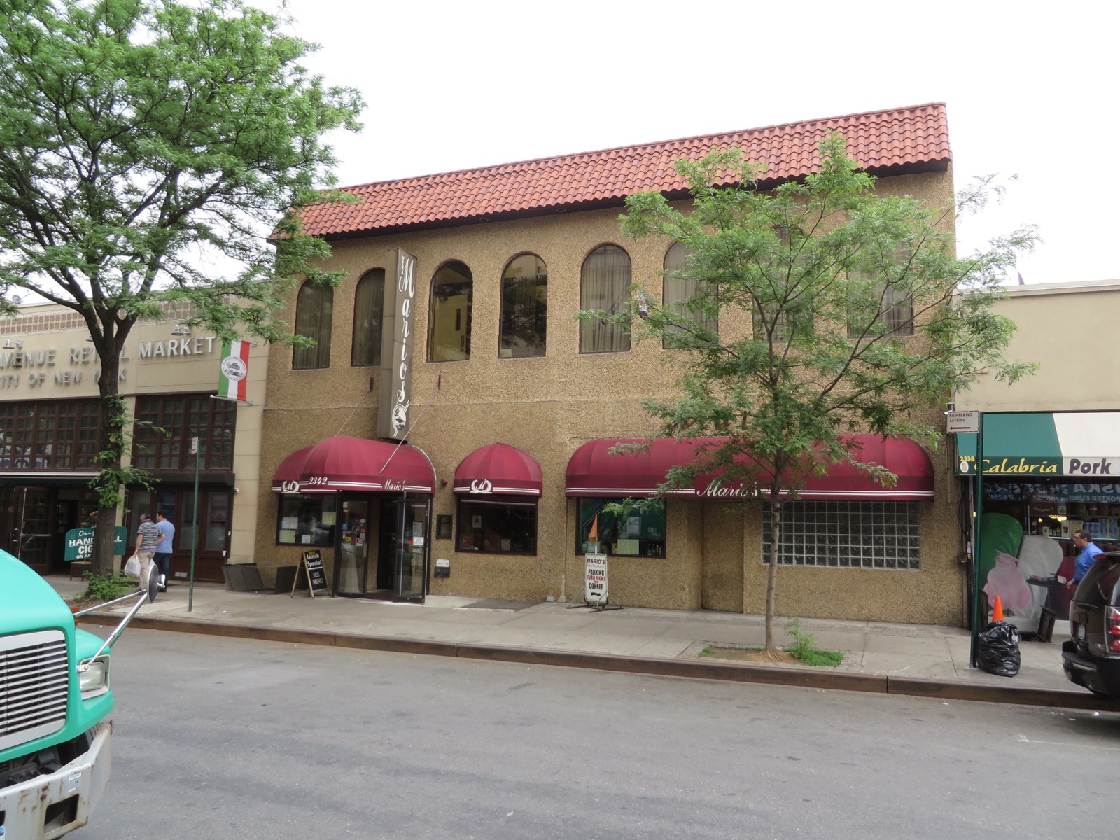 The Italian community on Arthur Avenue, Bronx