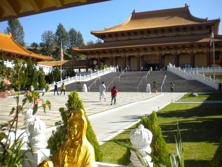 The Chinese community in Hacienda Heights, California