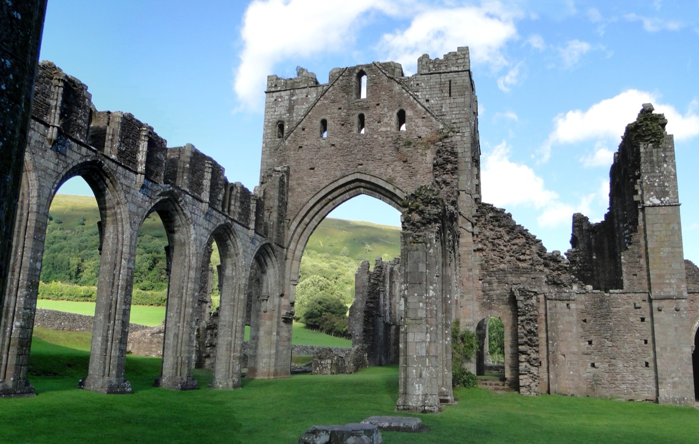 The Arnold surname: Llanthony Priory, Monmouthshire